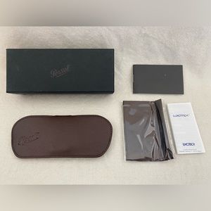 Persol leather sunglasses Case and box